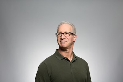 Local guide portrait